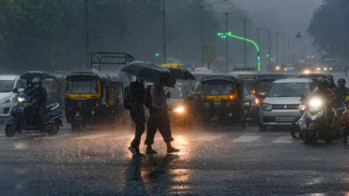 IMD Alert: Monsoon entry in Kerala, heavy rain in 17 states, thunderstorm alert, heatwave in 5 states